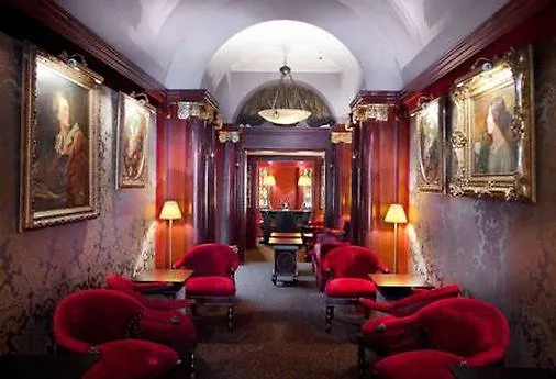 Maison Athenee Paris Hotel