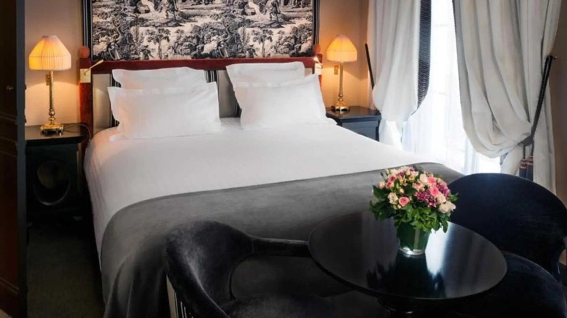 Maison Athenee Paris France
