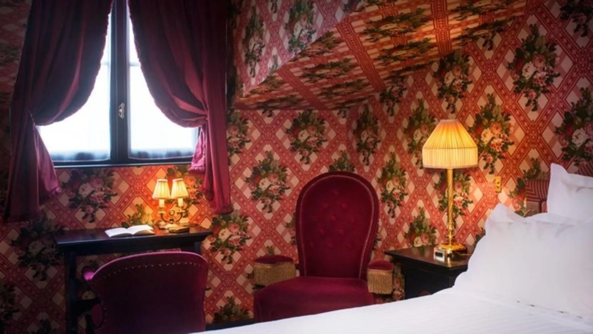 Maison Athenee Paris