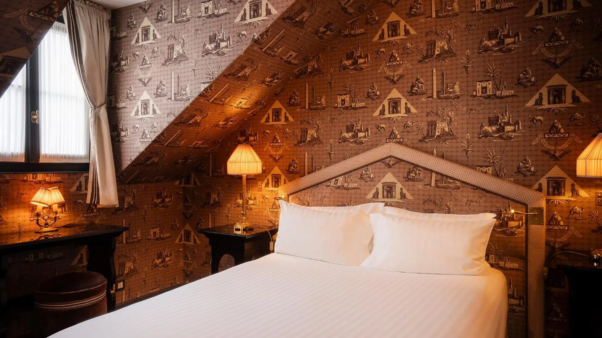 Maison Athenee Paris Hotel