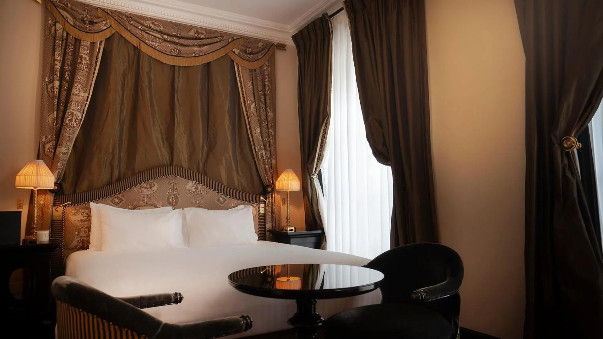 Maison Athenee Paris 4*,  France