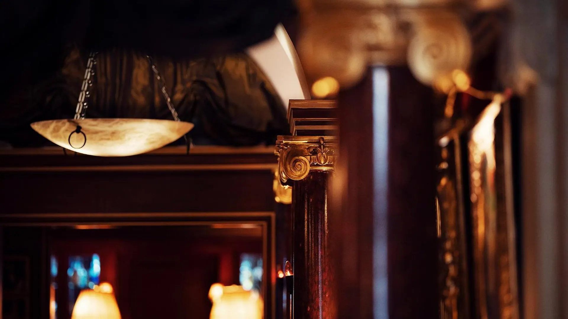 Maison Athenee Paris Hotel