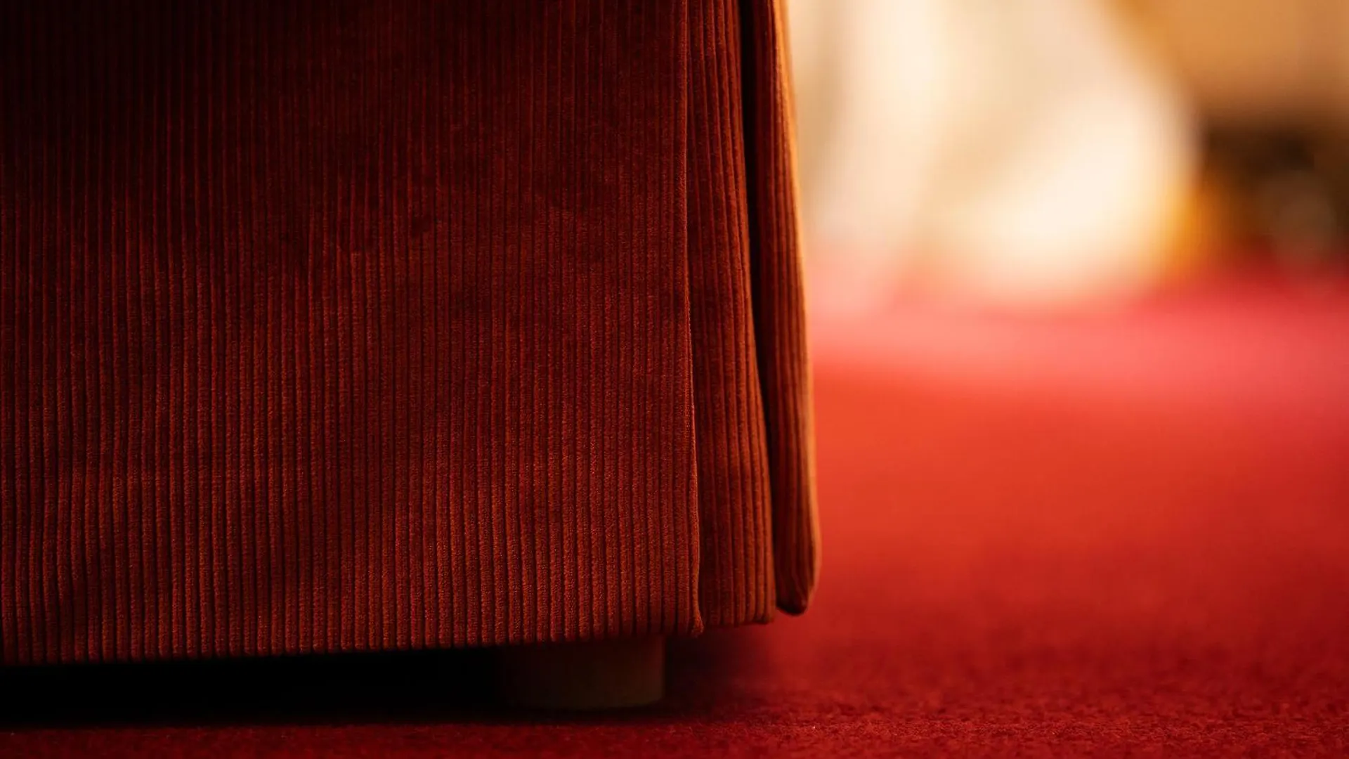 Maison Athenee Paris 4*,
